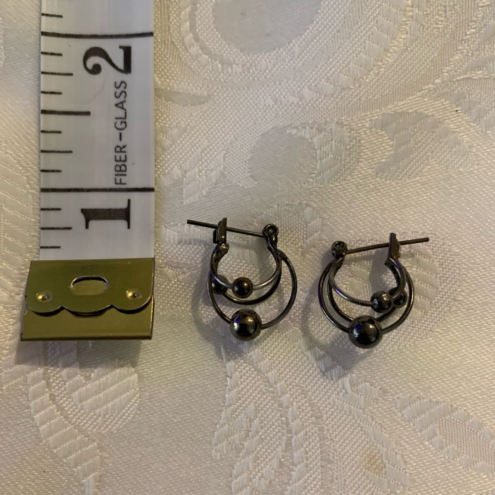 Black onyx Scroll Design Hoop Earrings